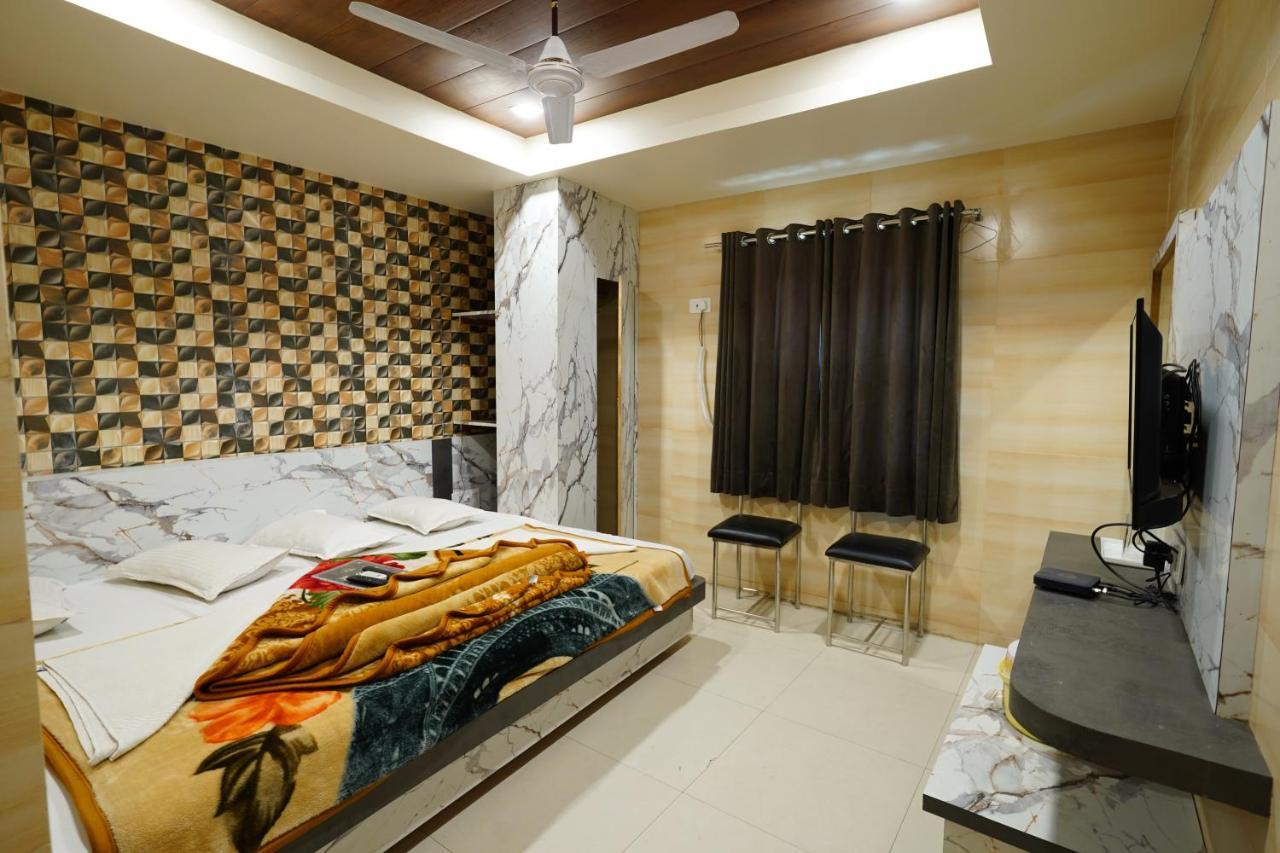 Hotel New Sundaram 150 Mtrs From Dargah Ajmer Bagian luar foto