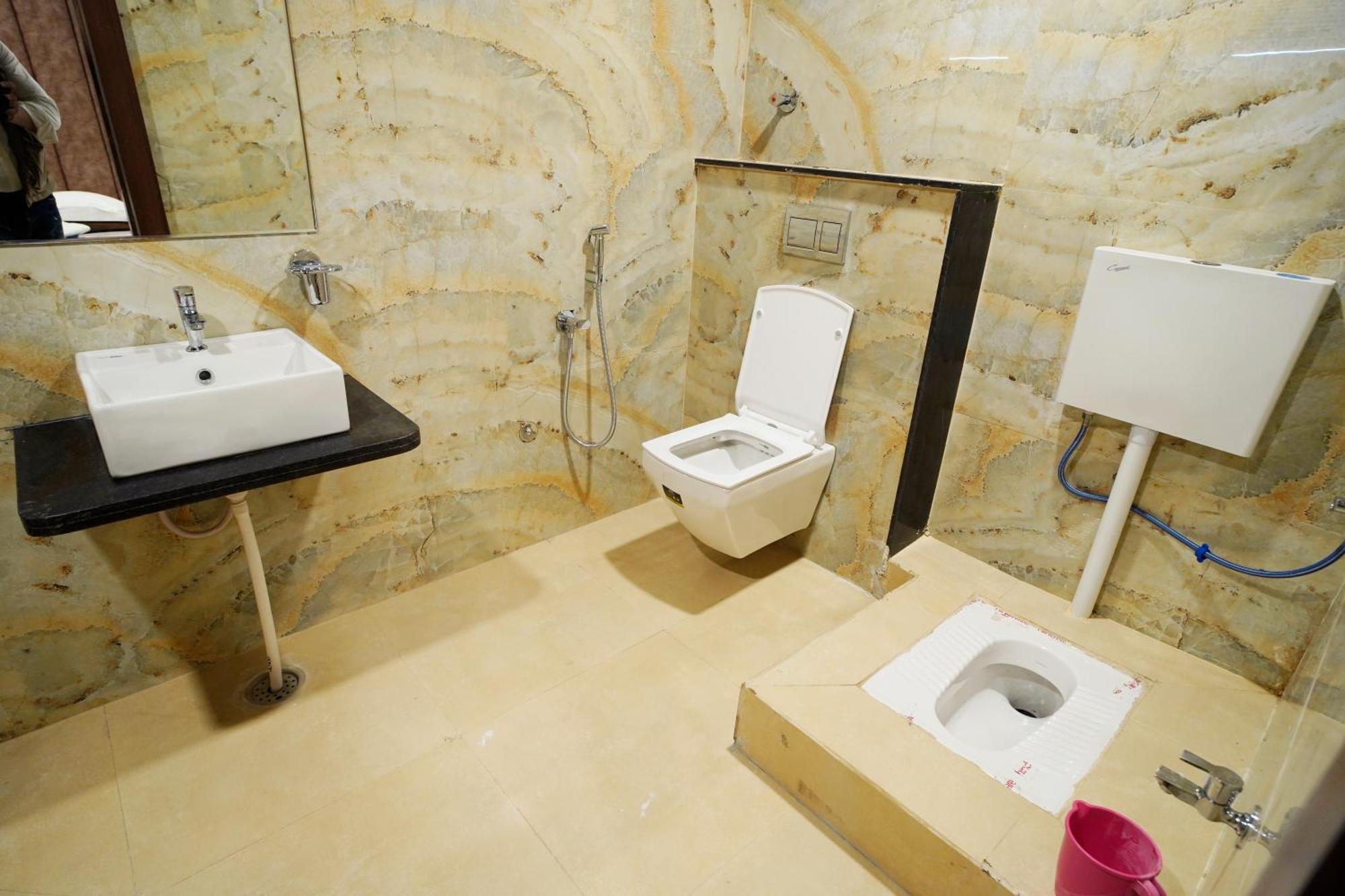 Hotel New Sundaram 150 Mtrs From Dargah Ajmer Bagian luar foto