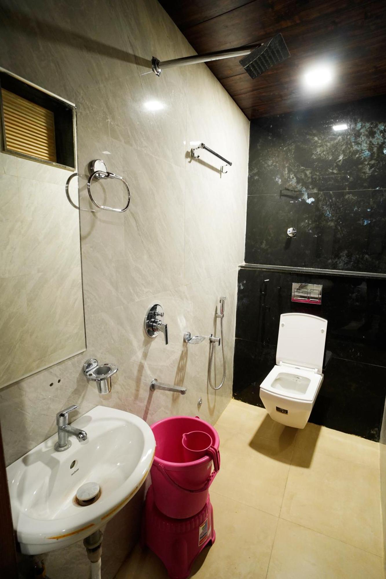 Hotel New Sundaram 150 Mtrs From Dargah Ajmer Bagian luar foto